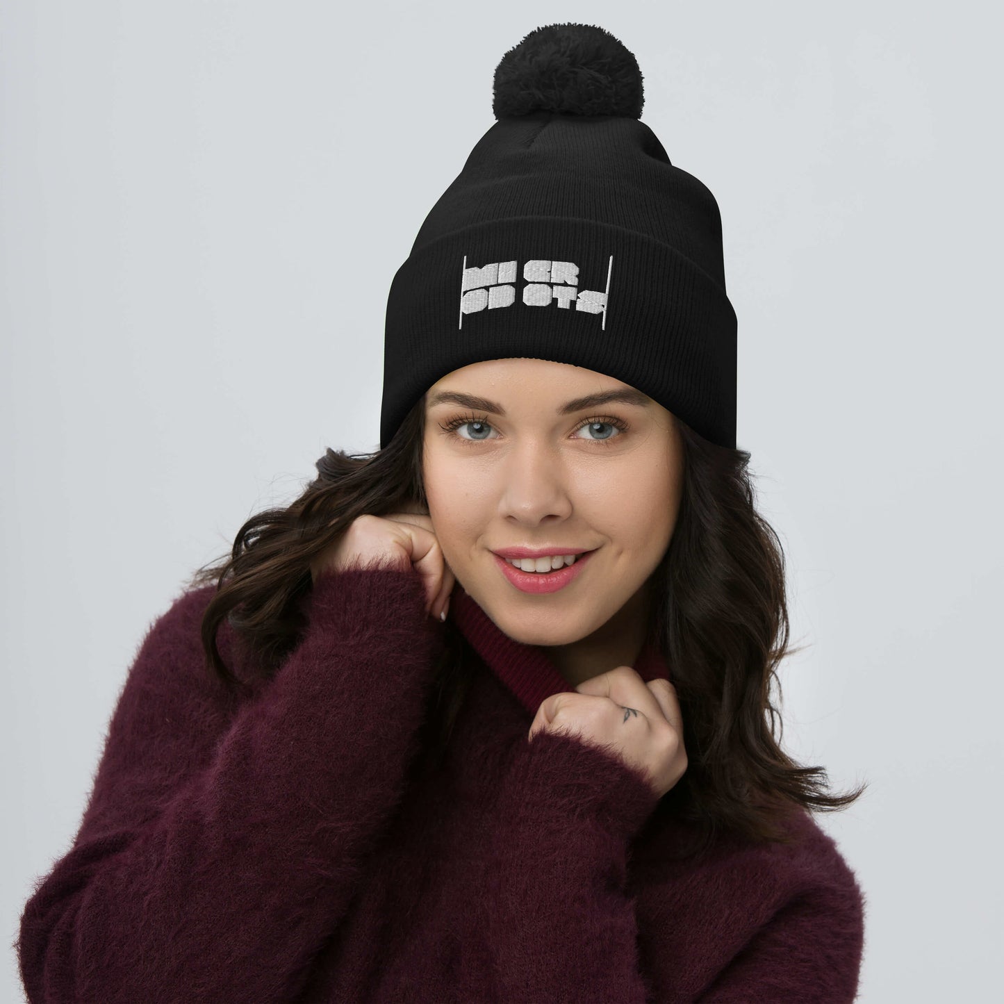 Microdots Bar Logo - Pom-Pom Beanie